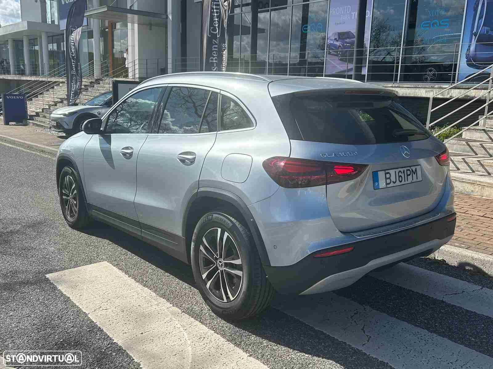 Mercedes-Benz GLA 180 d - 3