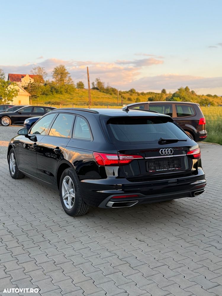 Audi A4 2.0 TDI ultra S tronic sport - 3