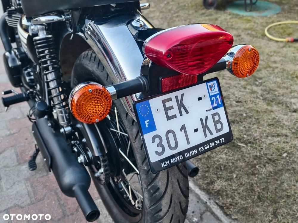 Kawasaki Inny - 32