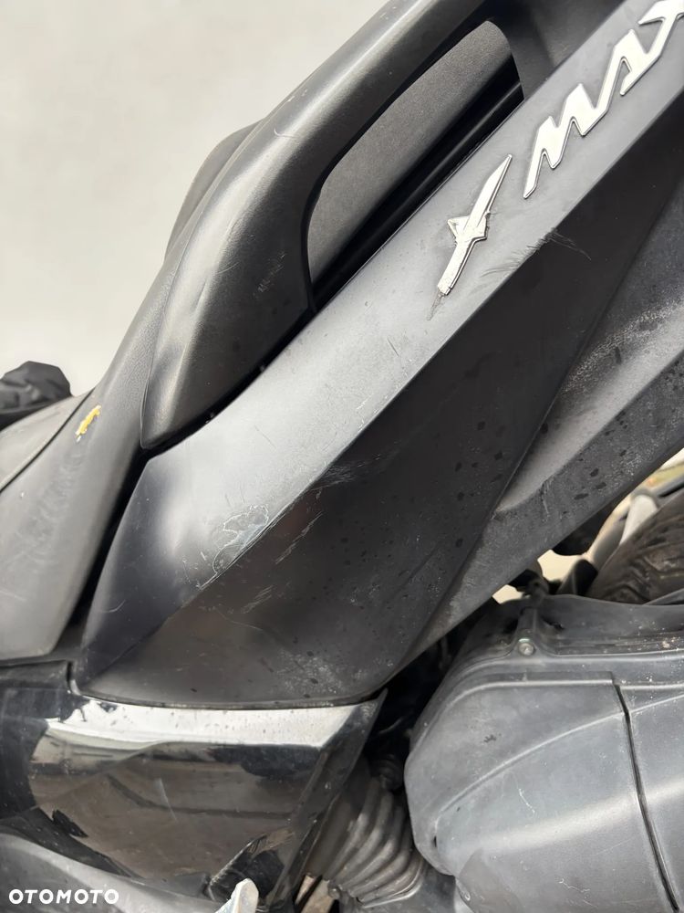 Yamaha X-max - 24