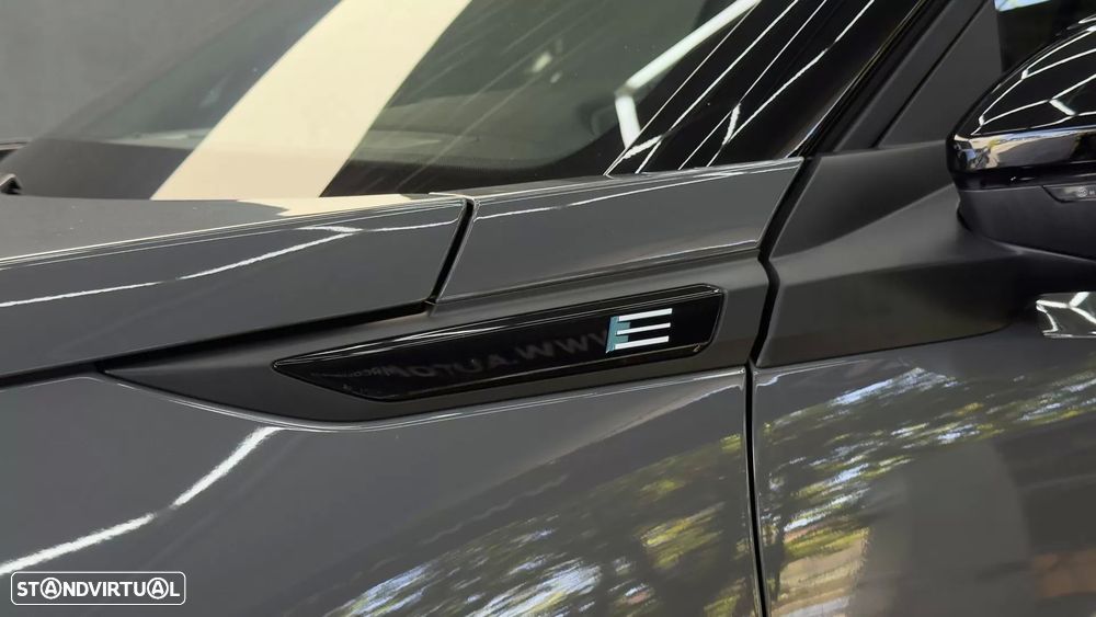 Peugeot e-2008 50 kWh GT Line - 9