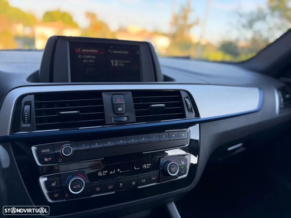 BMW 118 i Pack M Auto - 12