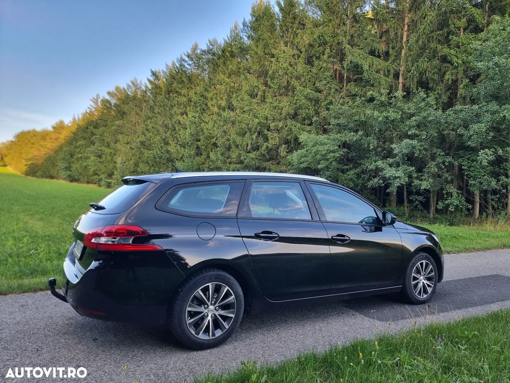 Peugeot 308 1.2 L PureTech Turbo Access - 3