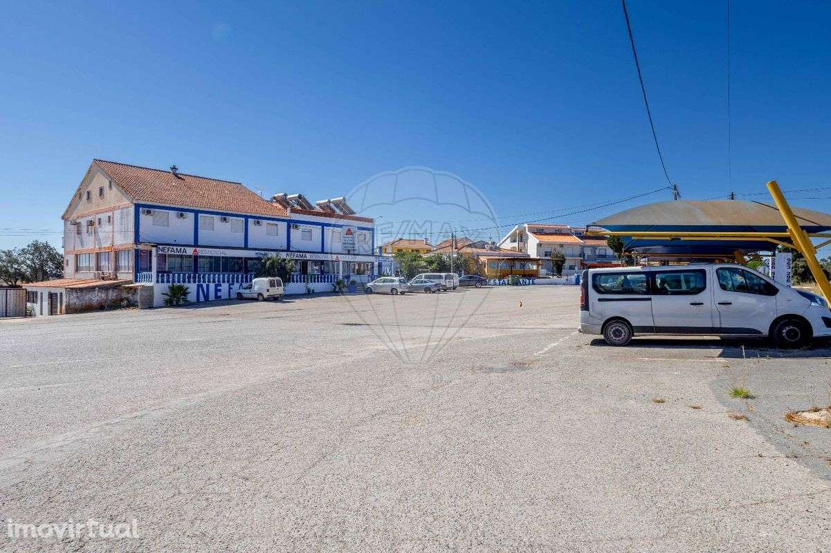 Hotel T21 para venda - Grande imagem: 3/35