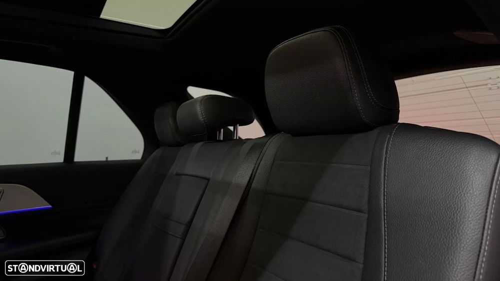 Mercedes-Benz GLE 300 d 4Matic - 36