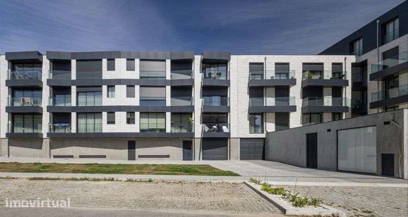 Arrendo t1 Novo com lugar de garagem - Grande imagem: 2/10