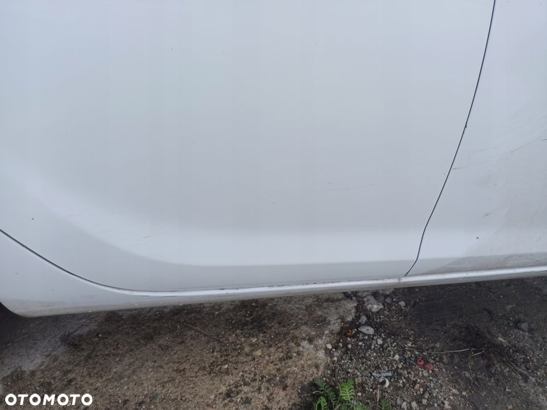 Drzwi prawy tył kompletne OPEL ASTRA IV J KOMBI Y40R 10-15 - 3