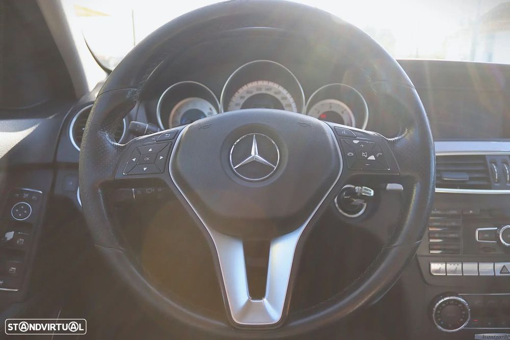 Mercedes-Benz C 250 d 4Matic Station 9G-TRONIC AMG Line - 17