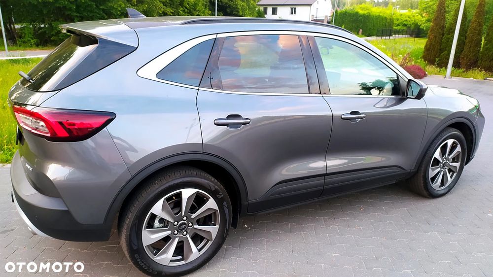Ford Kuga - 13