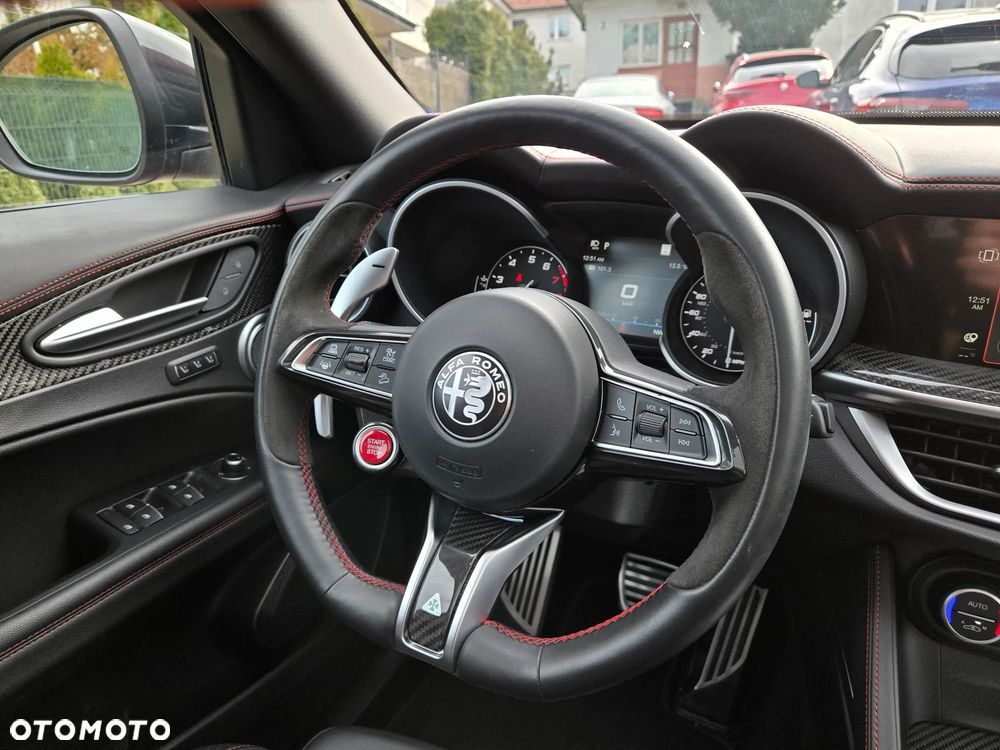 Alfa Romeo Stelvio 2.9 V6 Bi-Turbo Quadrifoglio Q4 - 29