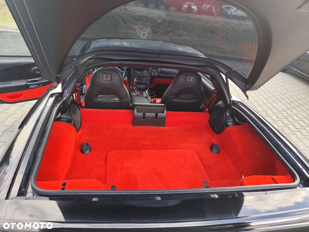 Chevrolet Corvette 6.0 V8 - 12