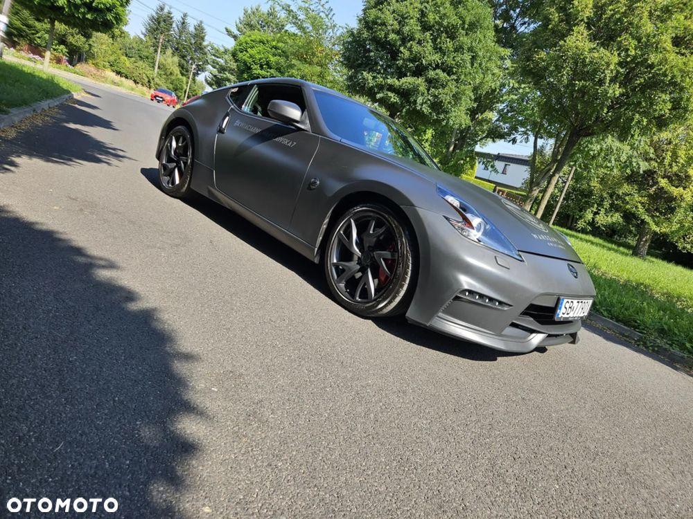 Nissan 370 Z - 3