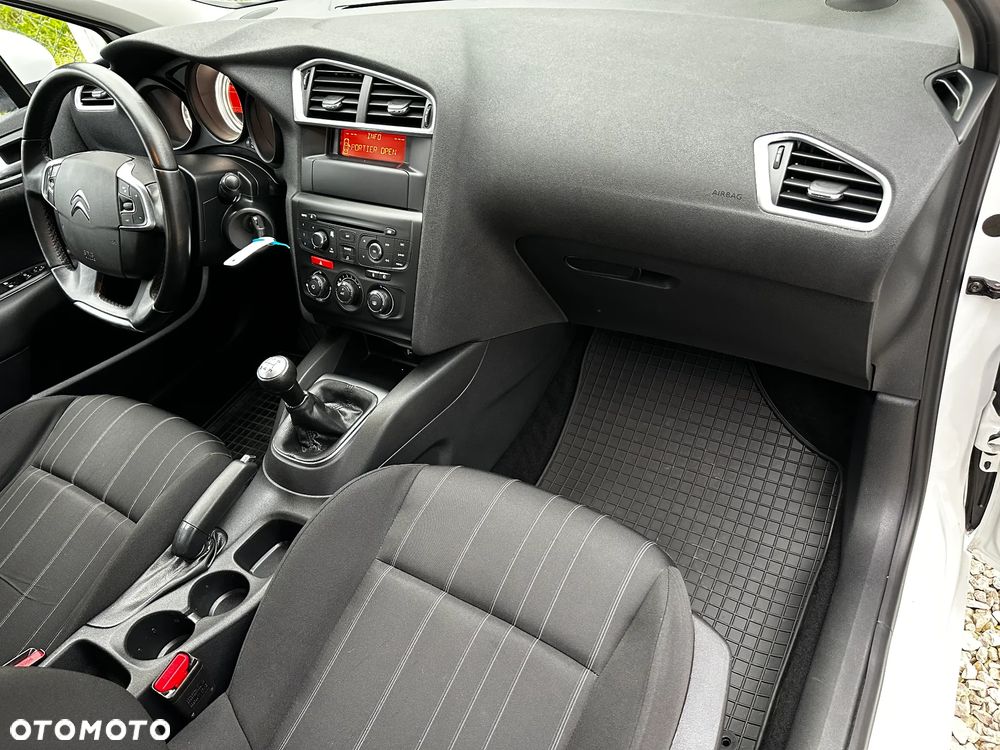 Citroën C4 1.4 VTi Attraction - 8