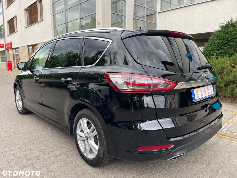 Ford S-Max - 8