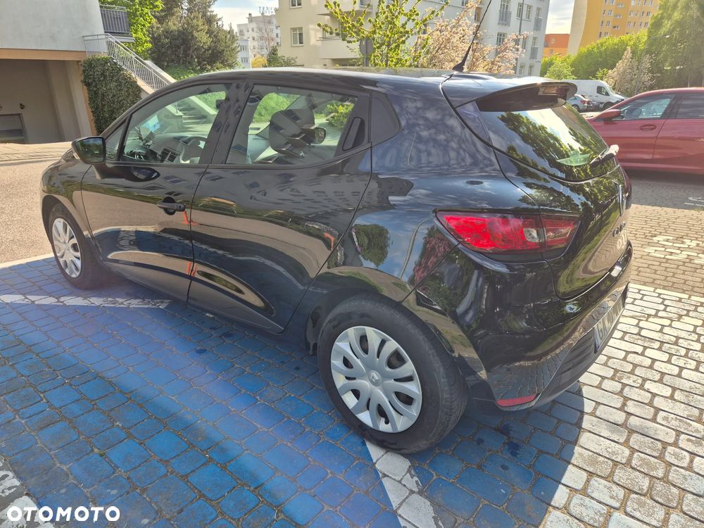 Renault Clio 1.2 16V Life - 5