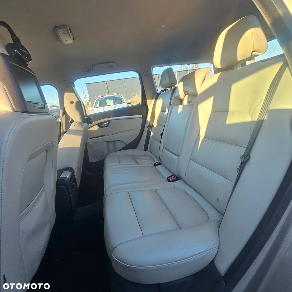 Volvo V70 - 16