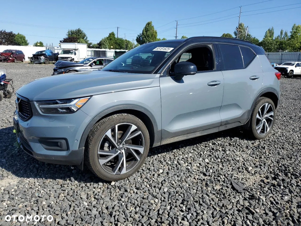 Volvo XC 40 T5 AWD R-Design