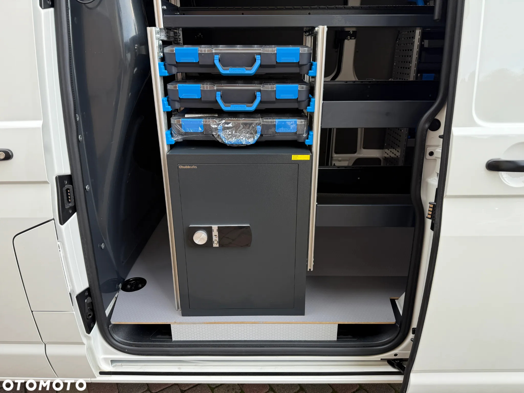 Volkswagen Transporter T6.1 L2H1Warsztat SORTIMO - 10