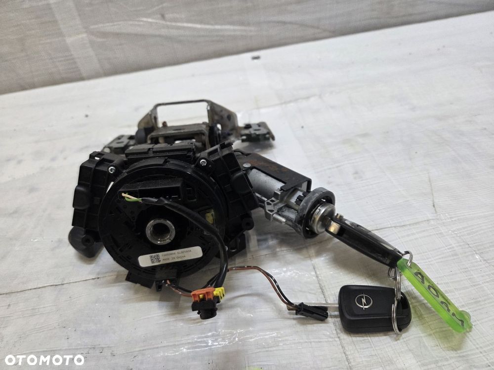 stacyjka kluczyk kolumna Opel Adam EUROPA 13496326 - 1