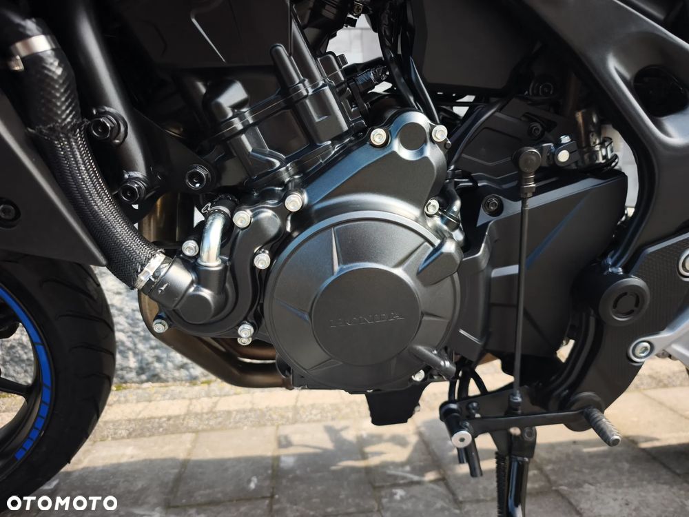 Honda CB - 17