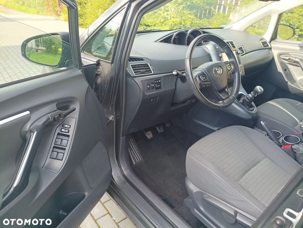 Toyota Verso 1.8 7-Sitzer Executive - 9