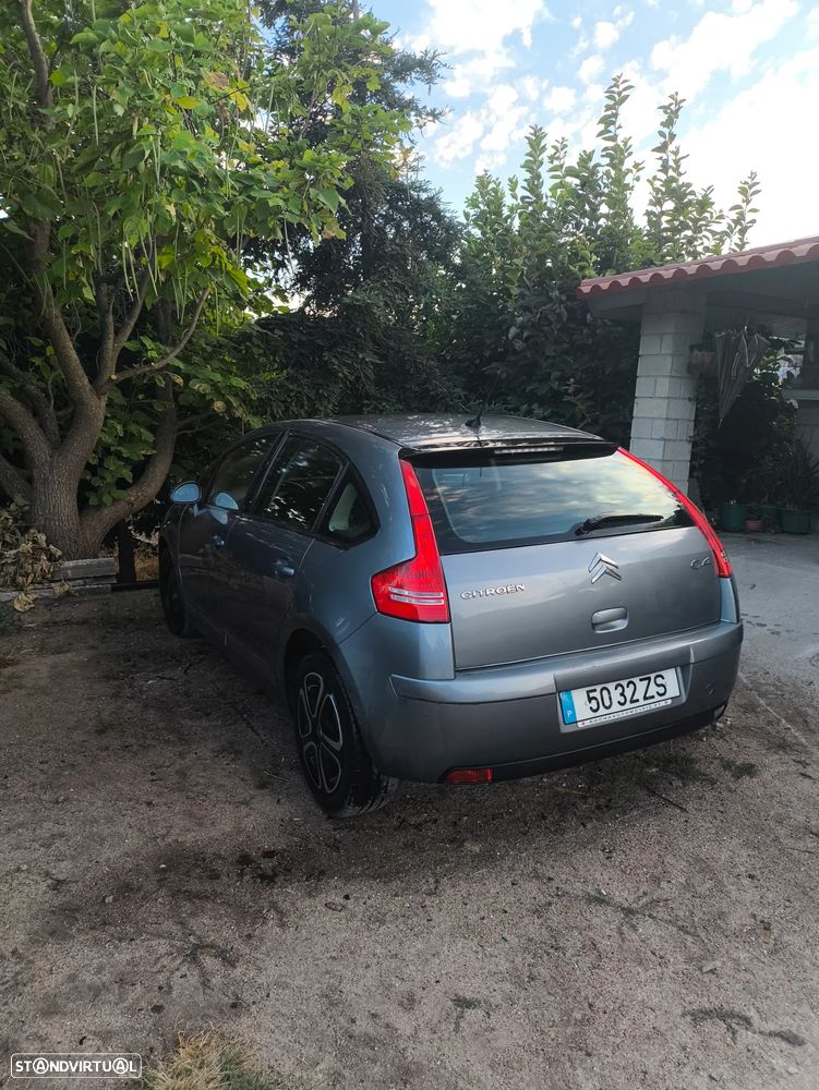 Citroën C4 1.4 16V SX - 5