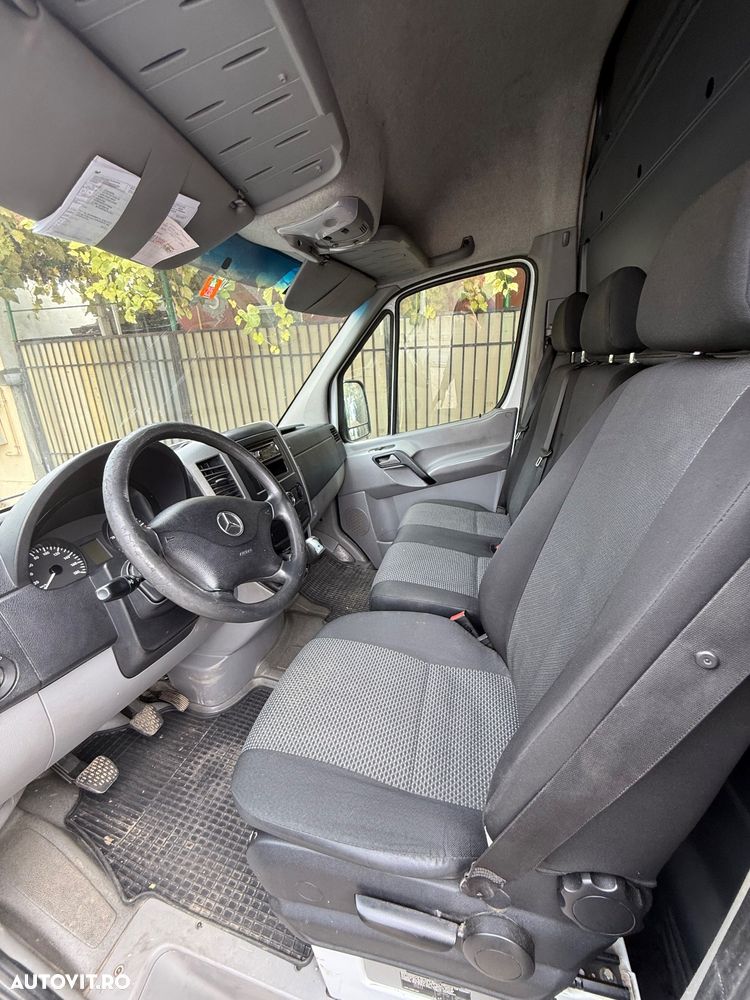 Mercedes-Benz Sprinter - 8