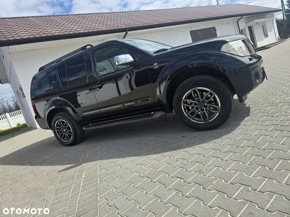 Nissan Pathfinder - 17