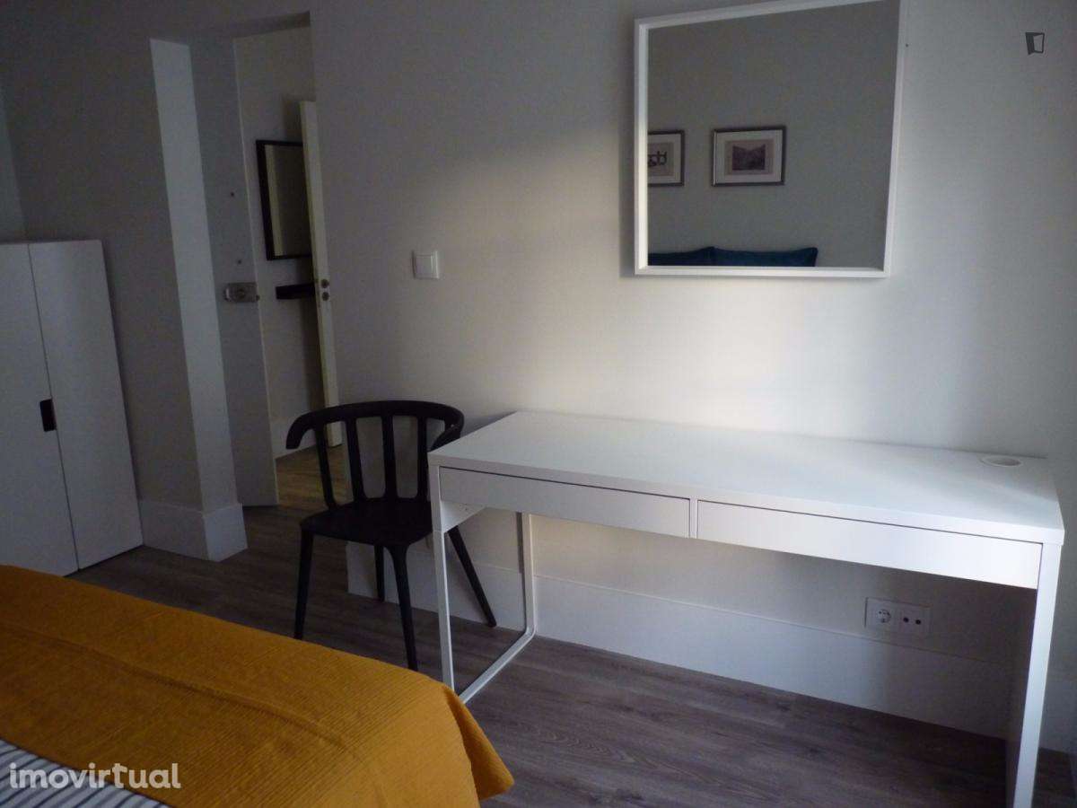 Apartamento com 1 quartos - localizado em Alvalade Lisbon - Grande imagem: 3/9
