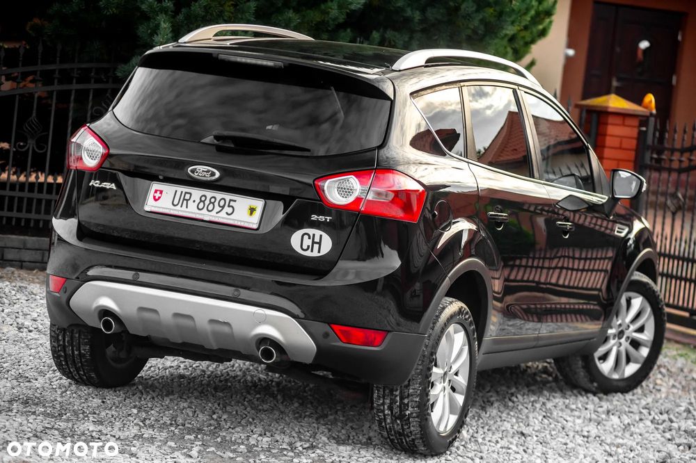 Ford Kuga 2.5 4x4 Titanium - 12