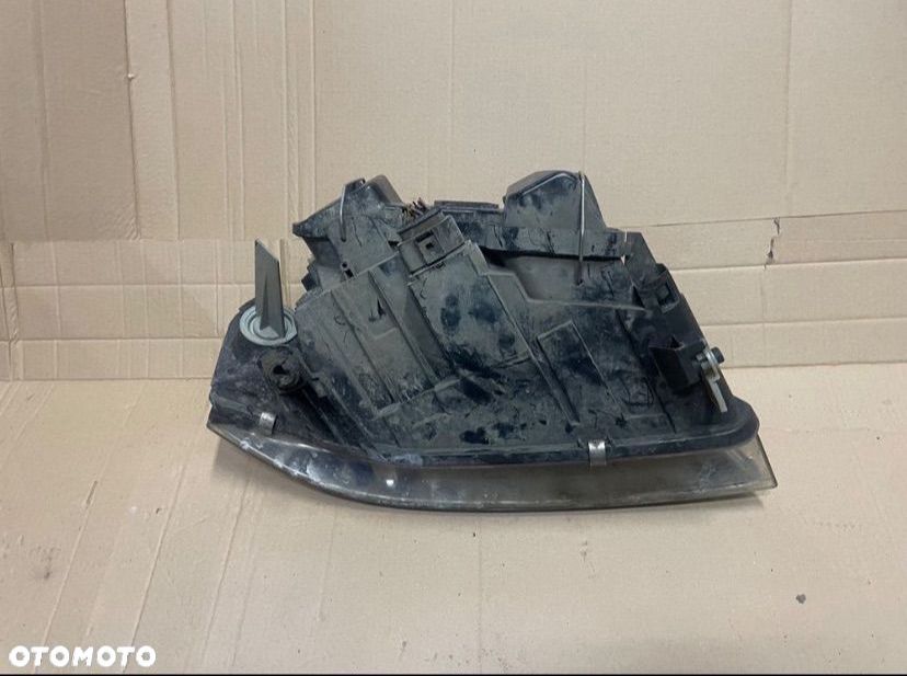 Reflektor lampa lewa przód przednia Audi a6 c5 - 4