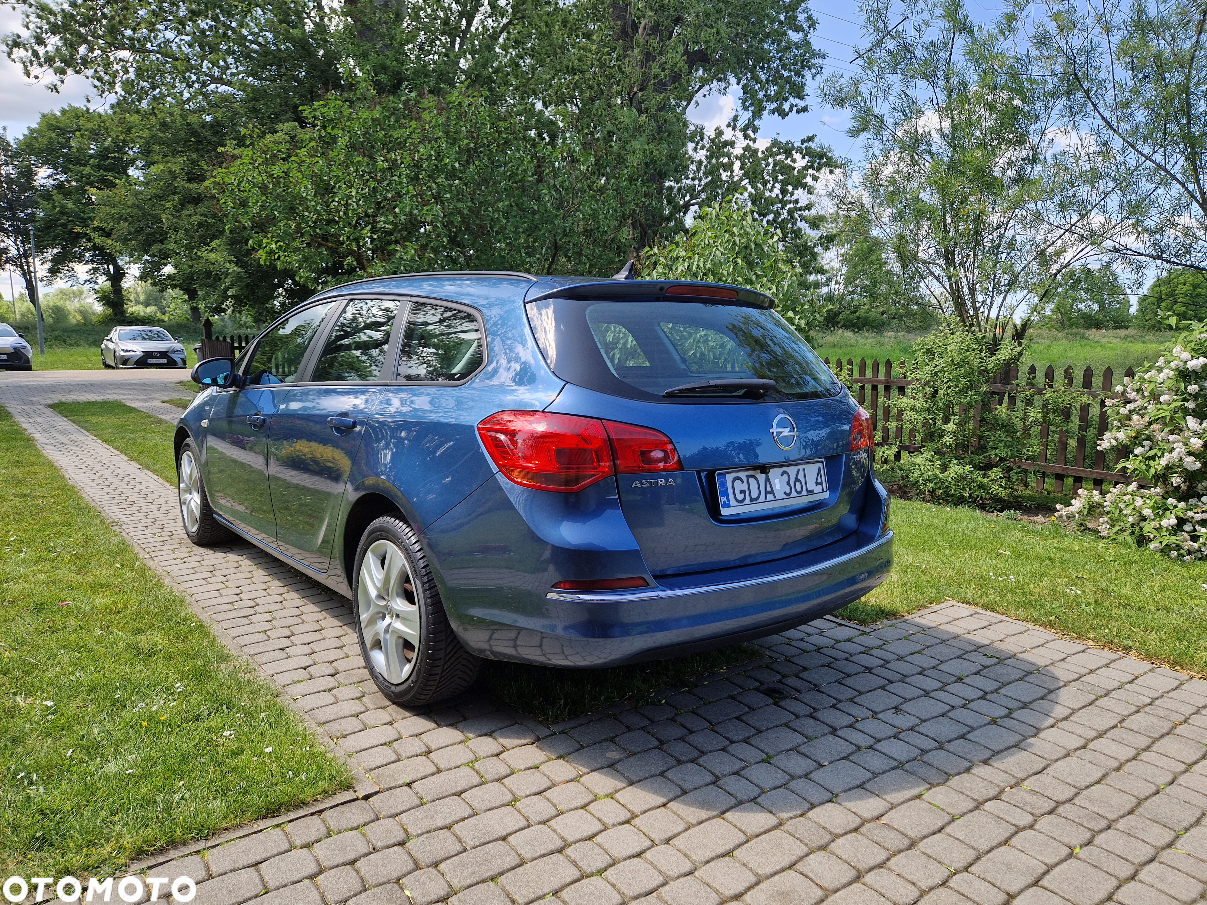 Opel Astra - 4