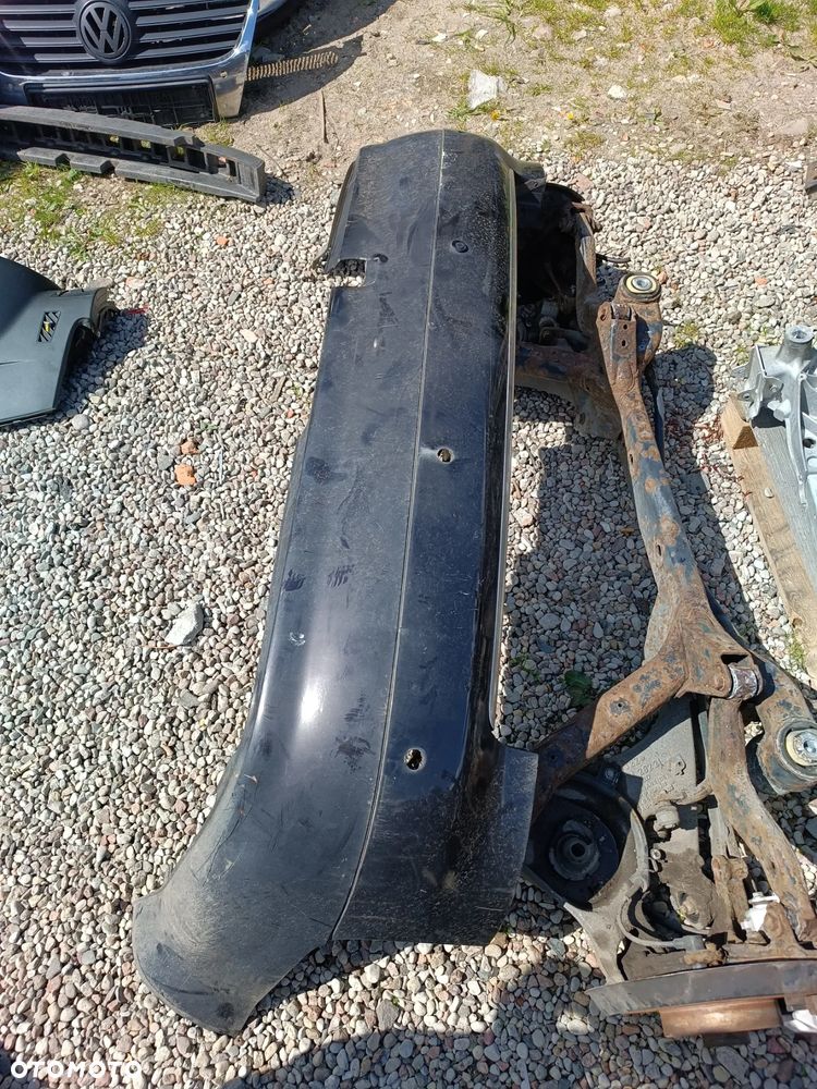 LZ9X LŻ9X ZDERZAK TYŁ TYLNY NA CZUJNIKI PDC  AUDI A4 B6 KOMBI - 1