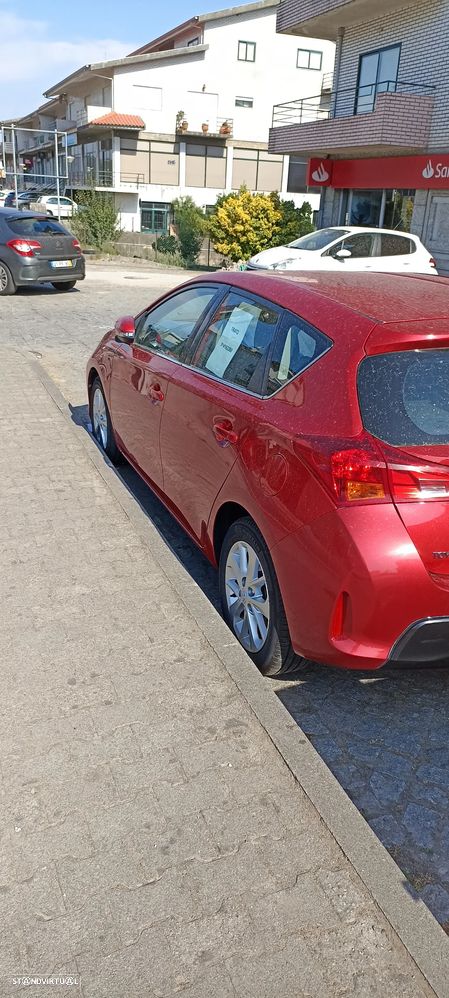 Toyota Auris 1.4 D-4D Cool - 4