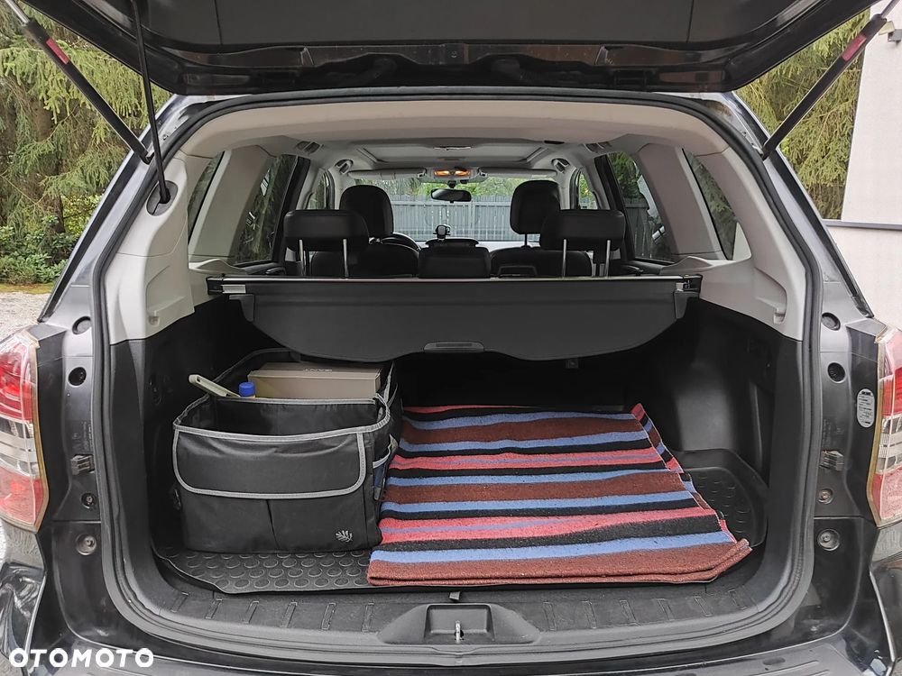 Subaru Forester 2.0XT Platinum Lineartronic - 20