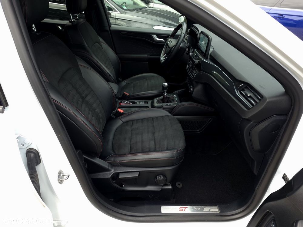 Ford Kuga 2.0 EcoBlue mHEV FWD ST-Line - 7