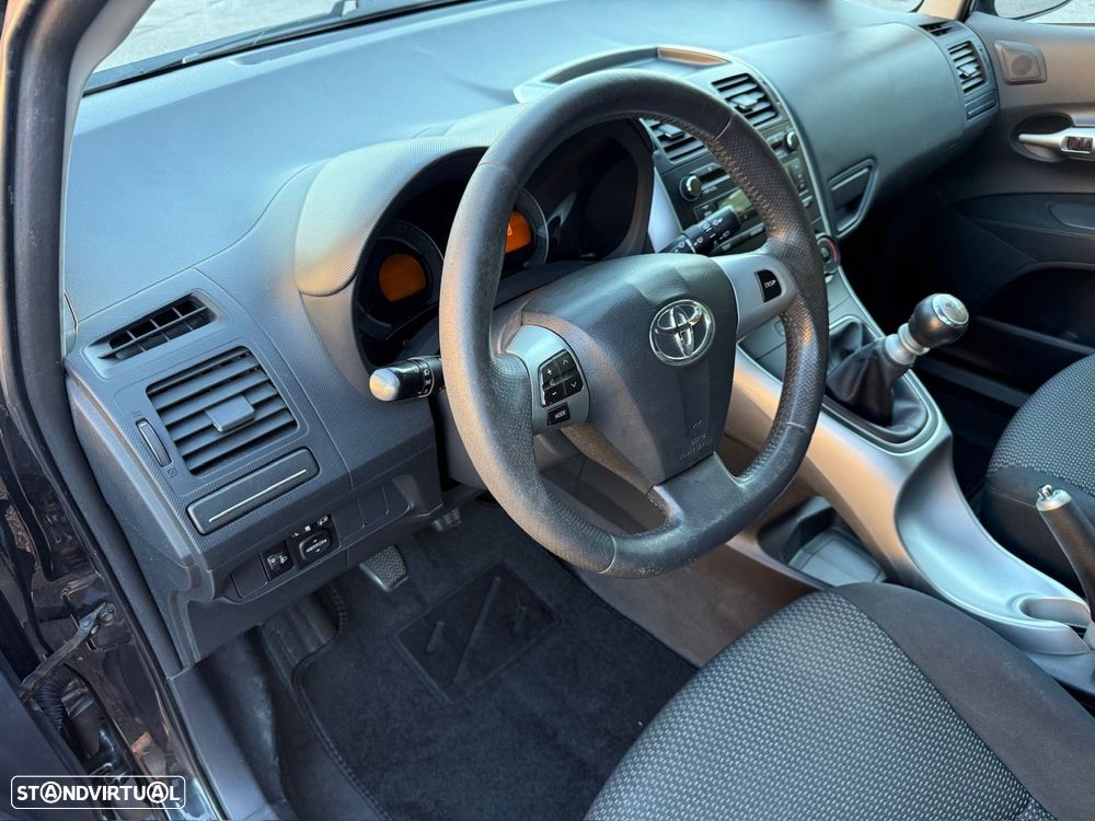 Toyota Auris 1.4 D-4D Sol DPF - 9
