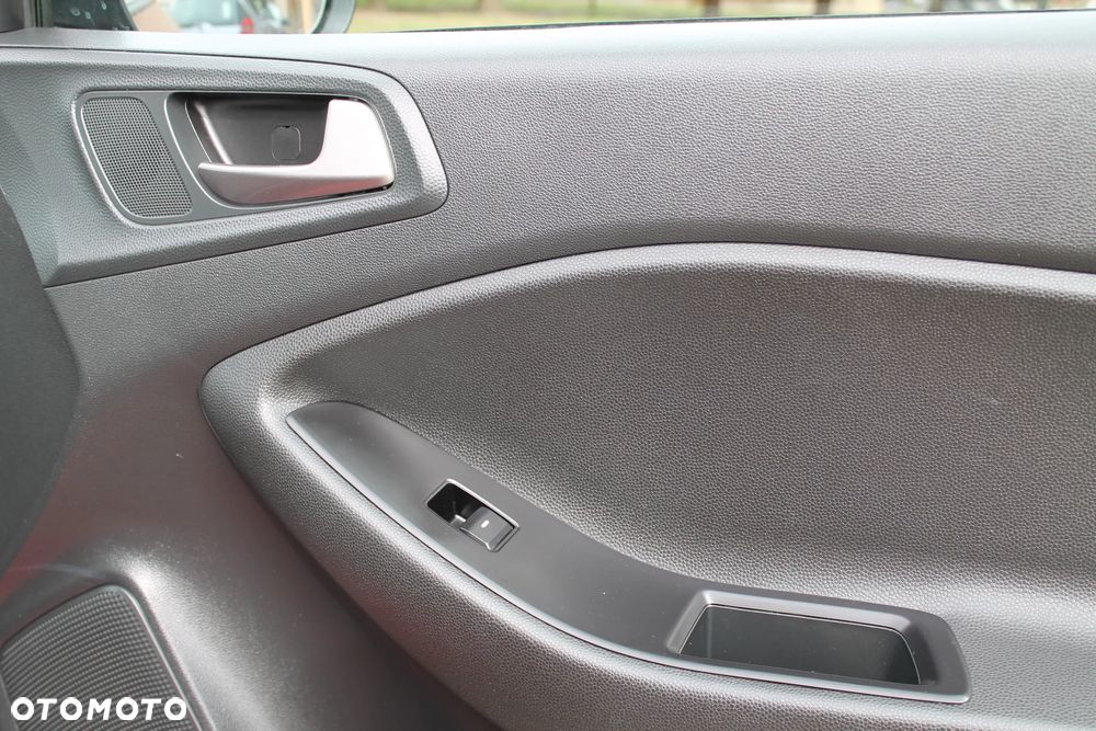 Hyundai i20 blue 1.0 T-GDI Passion Plus - 18