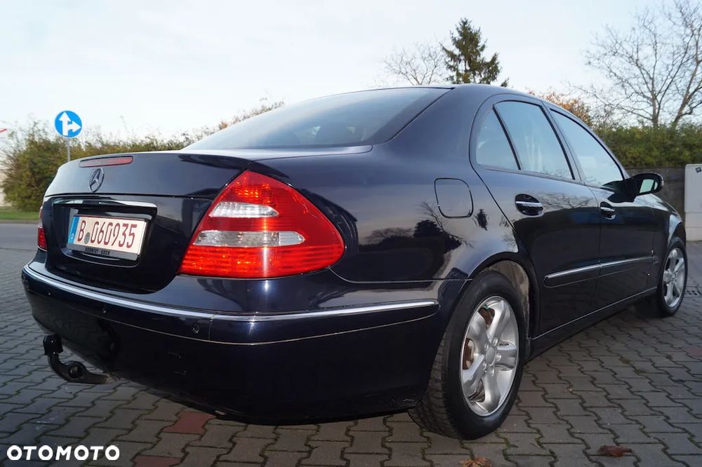 Mercedes-Benz Klasa E 200 Kompressor Automatik Elegance - 22