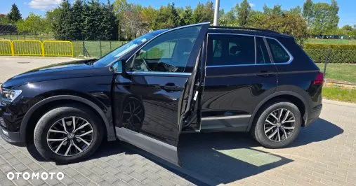 Volkswagen Tiguan - 9