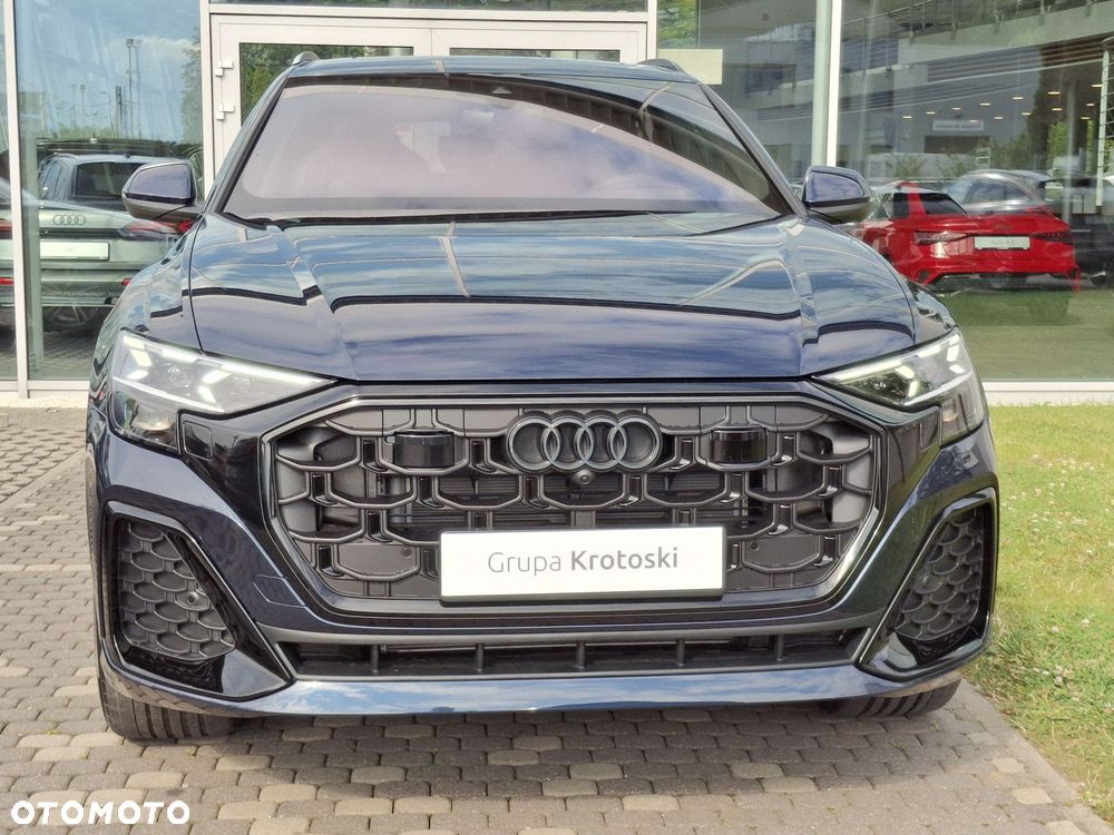 Audi Q8 - 7