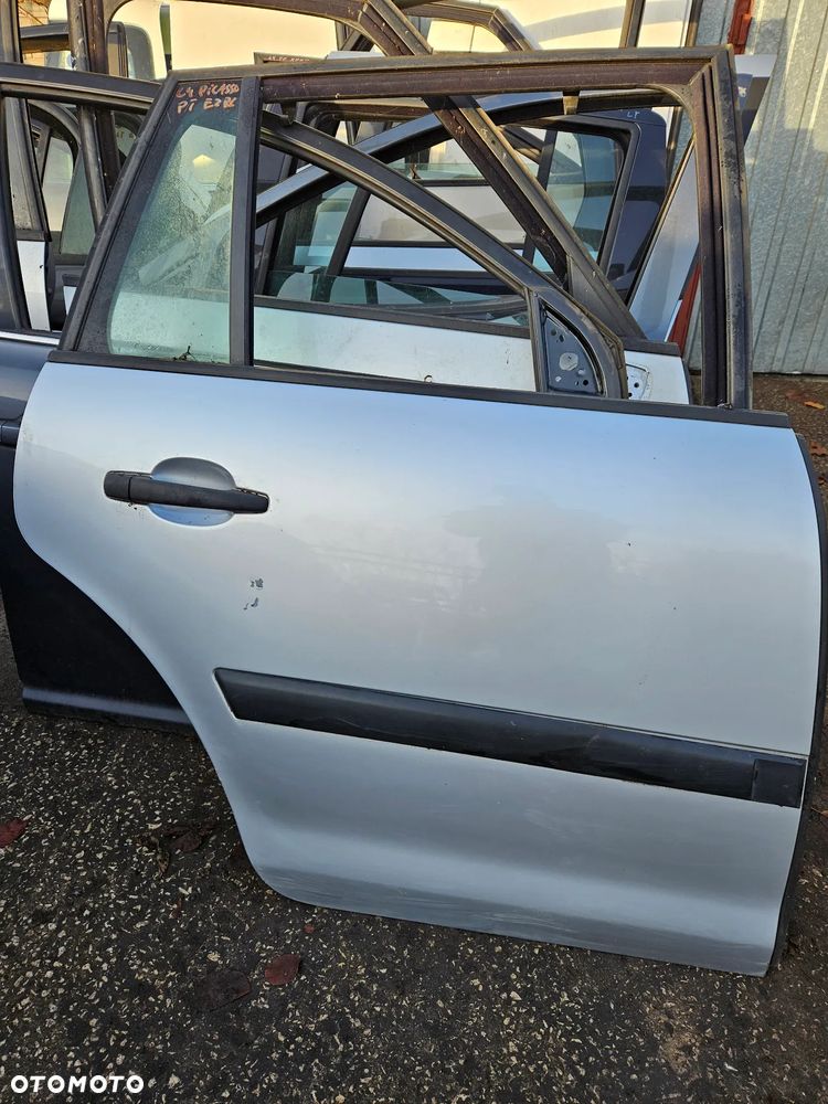 Citroen C4 Grand Picasso I drzwi tyl tylne prawe EZRC - 2