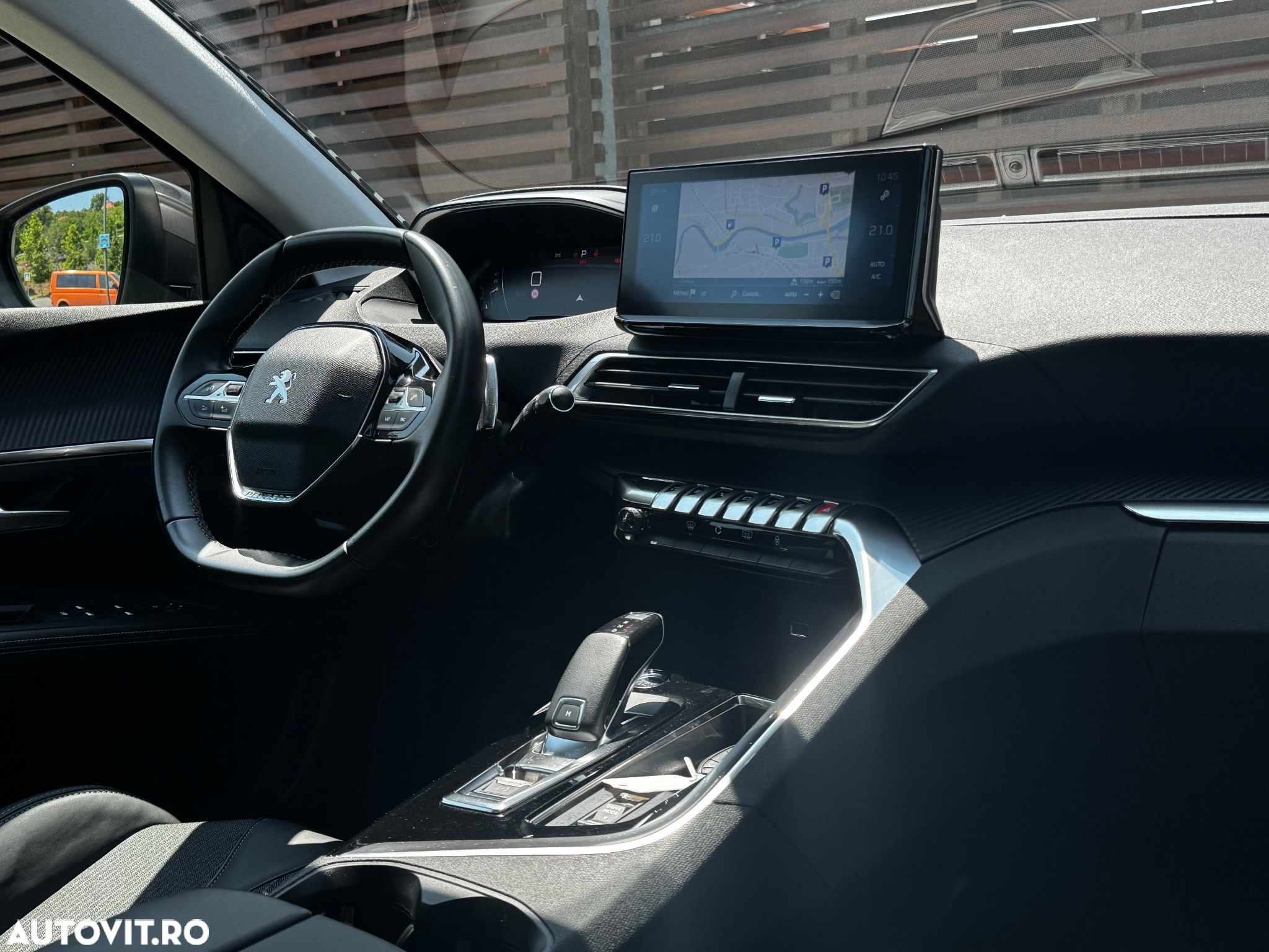 Peugeot 3008 PureTech 130 Stop & Start GPF EAT8 Allure - 19