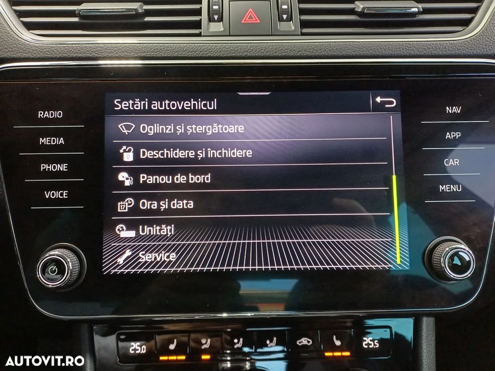 Skoda Superb 1.5 TSI DSG Ambition - 18