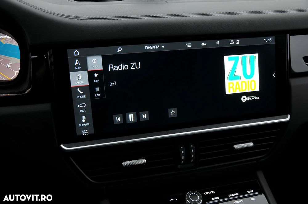 Porsche Cayenne - 20