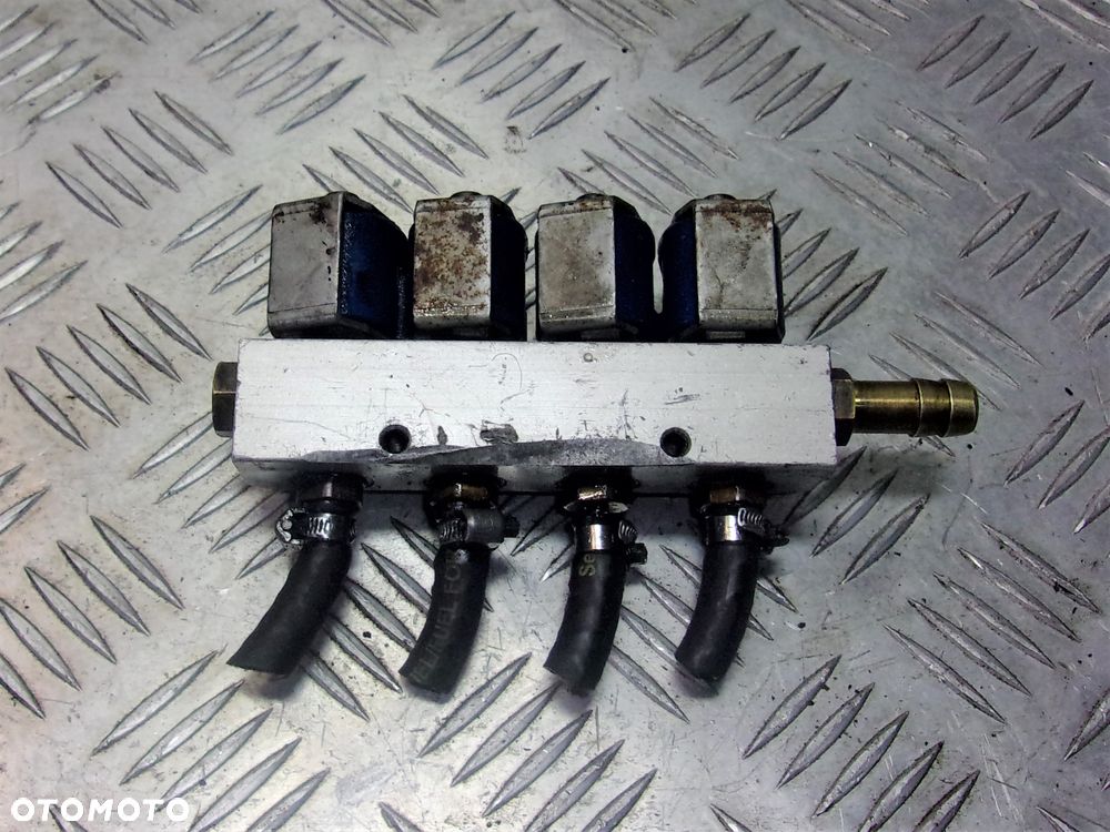 Listwa wtryskowa wtryski do gazu - RAIL 67R014303 - 2