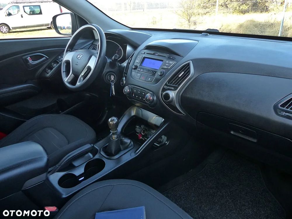 Hyundai ix35 1.7 CRDi 2WD blue Comfort - 23