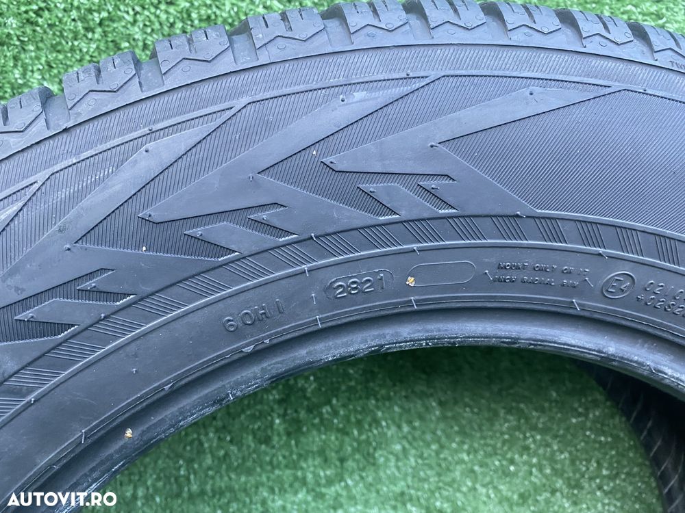 Set 4 anvelope iarna Nokian WR SUV 4 225 65 R17 106H Dot 2821 5,4mm - 5