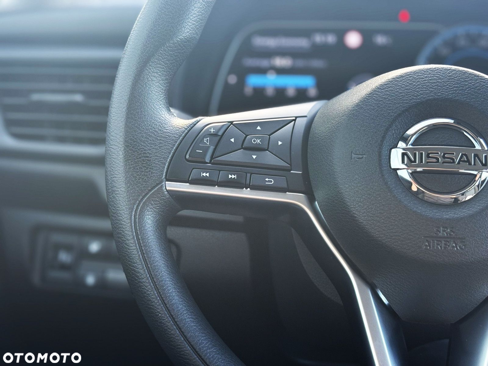 Nissan Leaf - 7