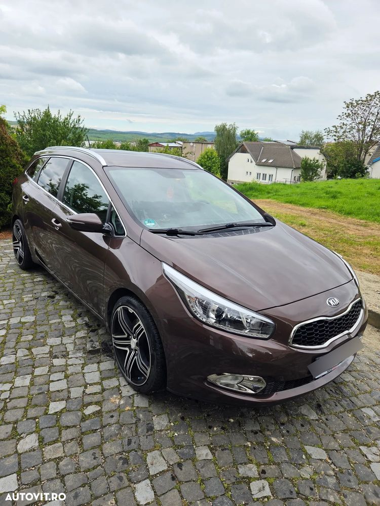 Kia Ceed 1.6 CRDi 128 Aut. Platinum Edition - 9